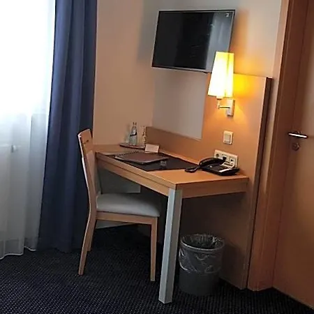 Beuss 3* Steinbach im Taunus