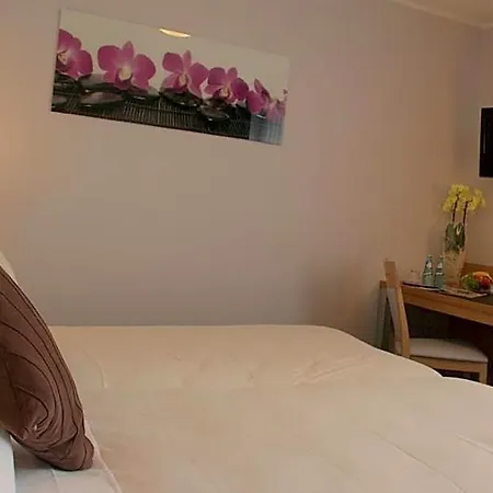 Hotel Beuss 3*