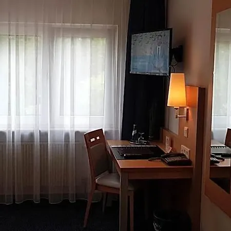 Beuss Hotel 3*
